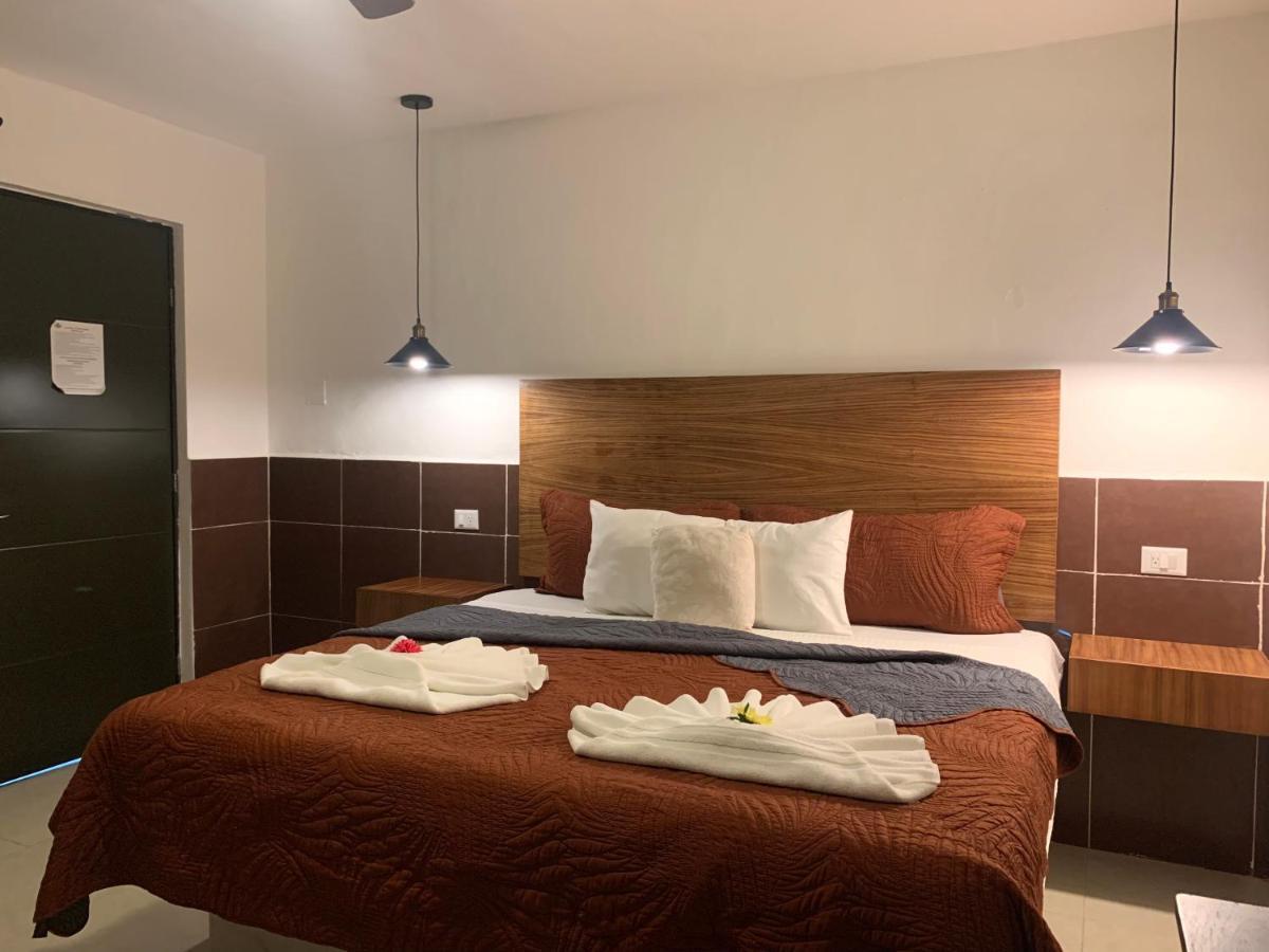 Hotel La Casa Del Capi 홀박스아일랜드 외부 사진