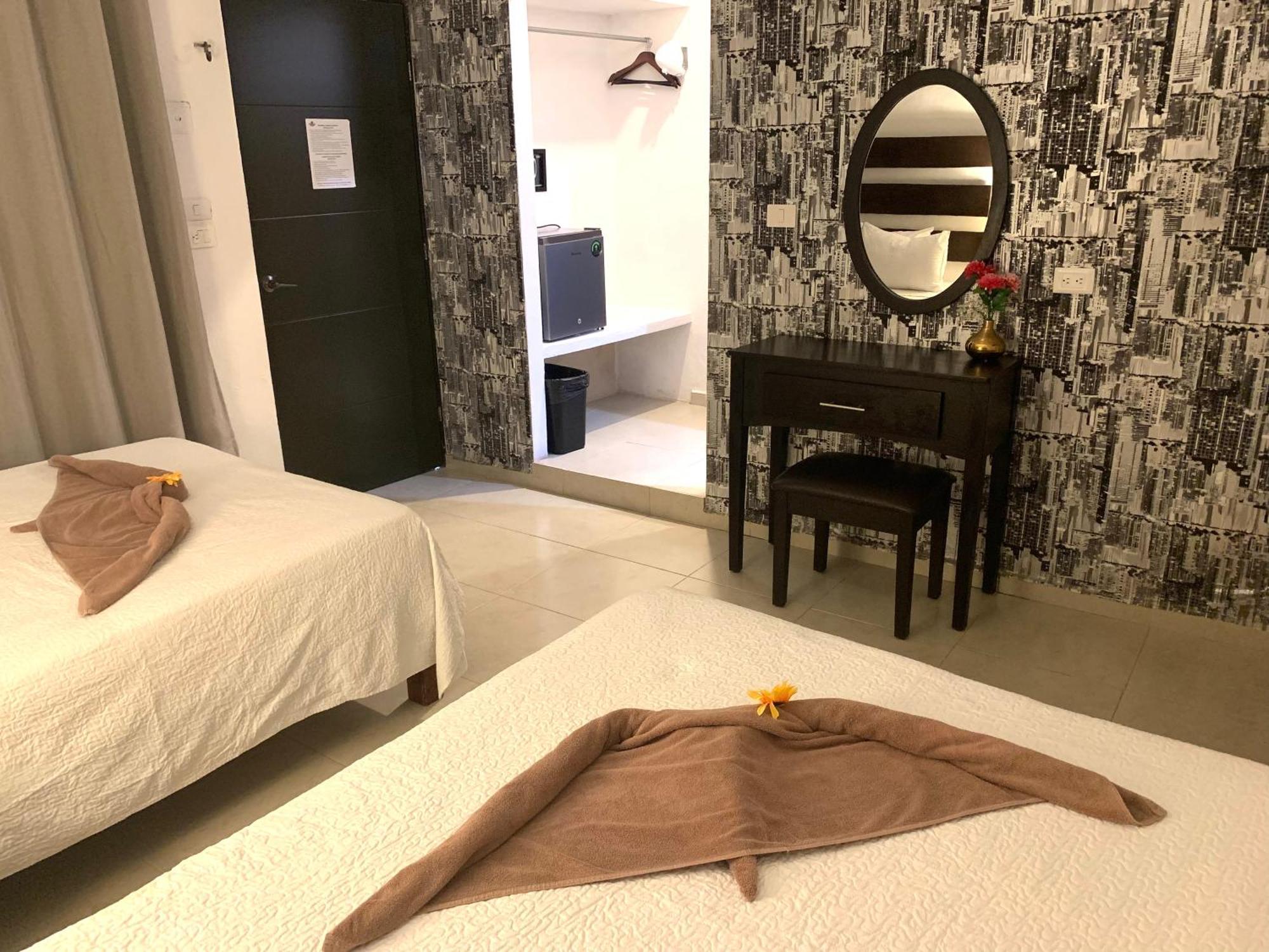 Hotel La Casa Del Capi 홀박스아일랜드 외부 사진