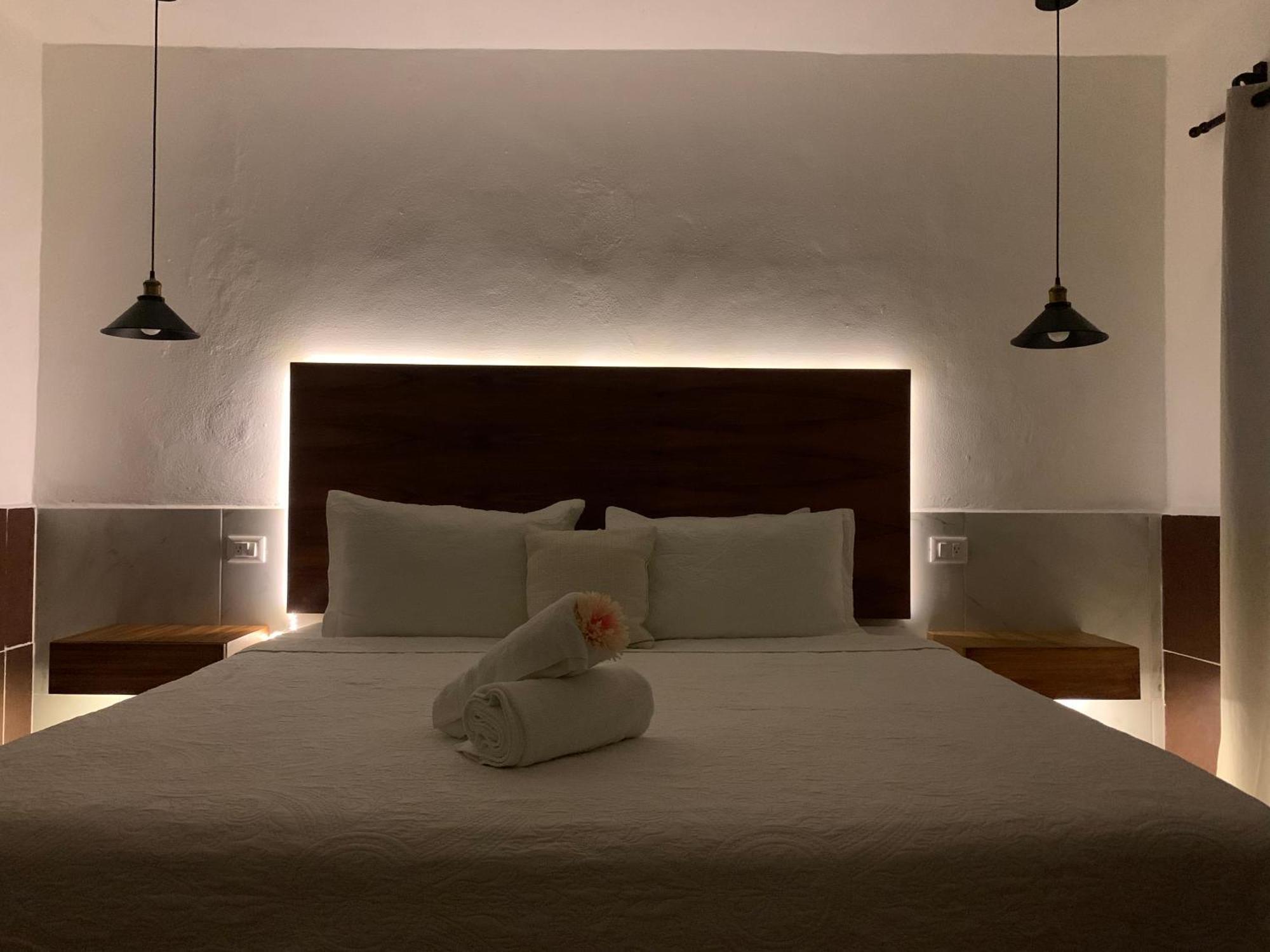 Hotel La Casa Del Capi 홀박스아일랜드 외부 사진